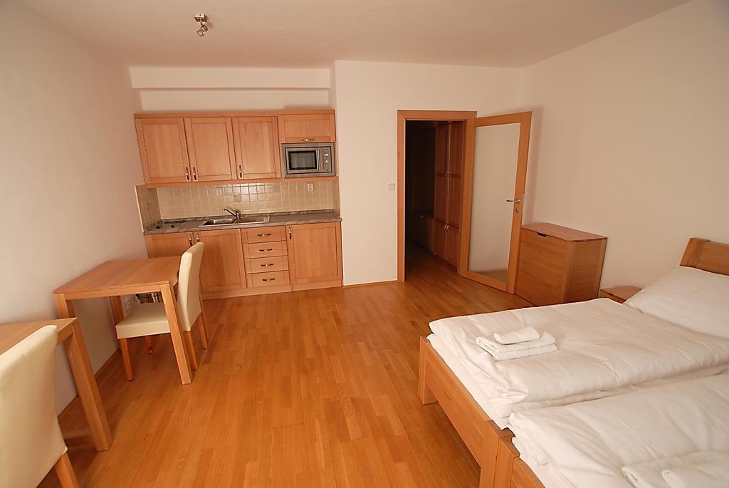 Hotel Rezidence&Wellness Blatov Prag Zimmer foto